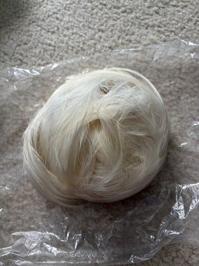 VINTAGE Light Blonde feather Hairpiece Bun - Women's Hair